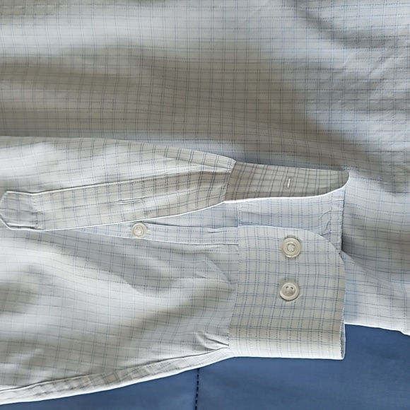 Jos A Bank Reserve Collection Dress Shirt - Picture 9 of 12